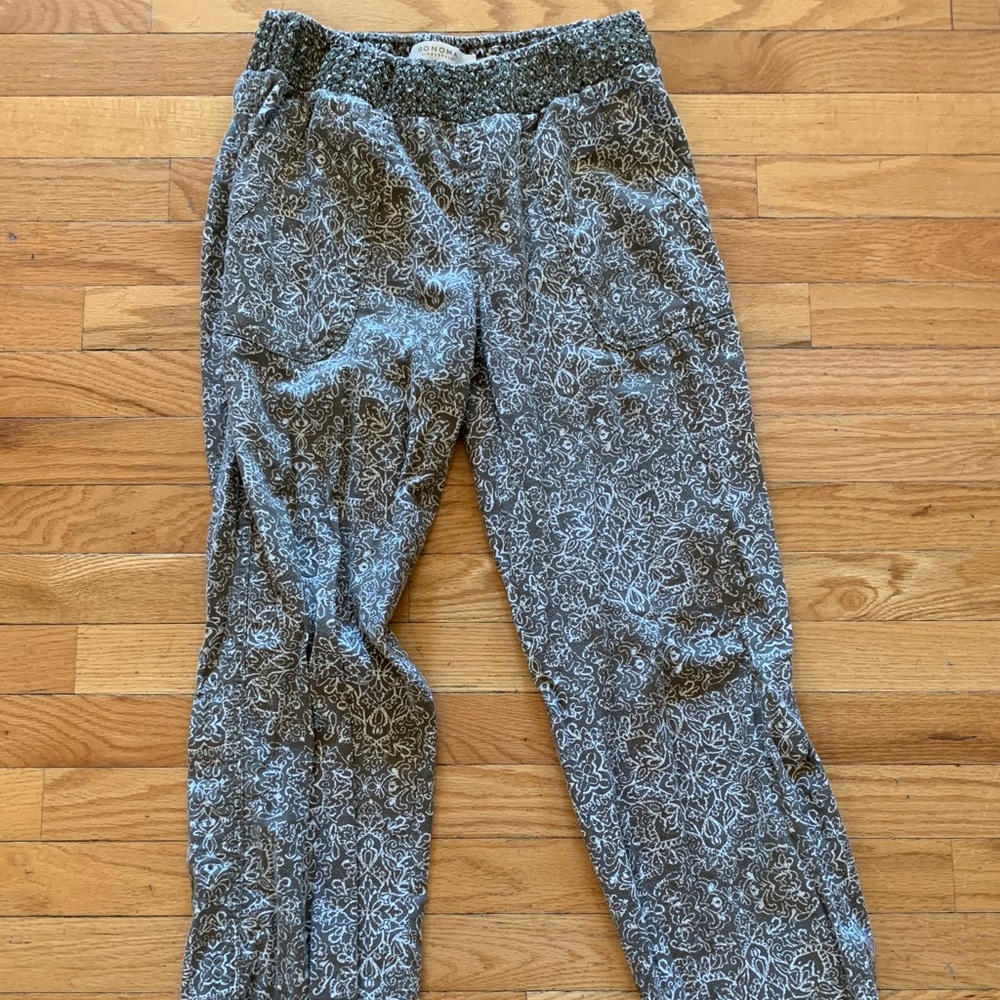 Pants - Picture 2 of 4